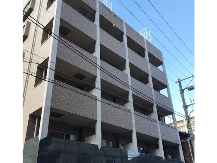ベラジオ河原町御池 9階建