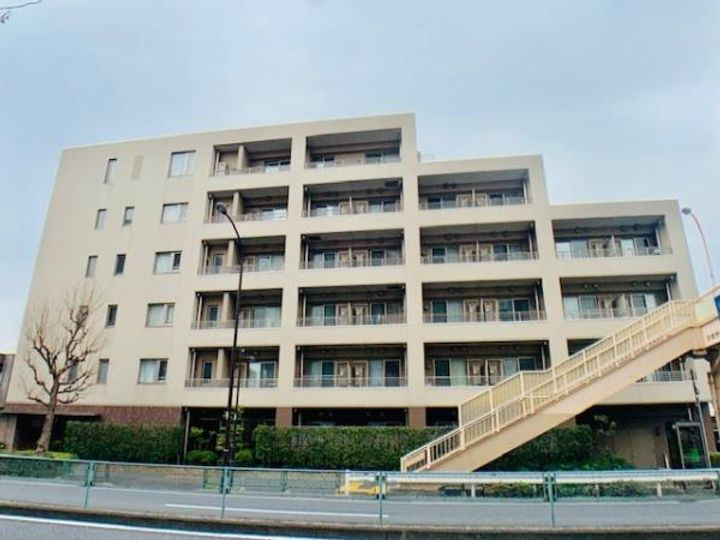 東京都練馬区豊玉中２丁目 6階建 築18年11ヶ月
