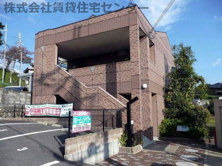 和歌山県橋本市古佐田３丁目 賃貸アパート