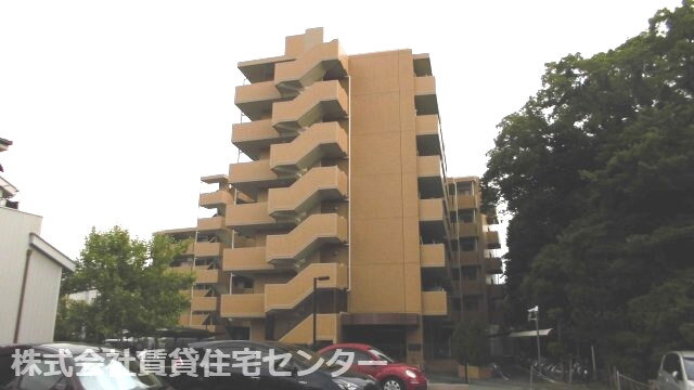 ライオンズマンション和歌山関戸壱番館 7階建