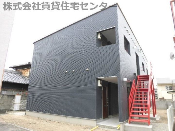 ルフトワン三葛 2階建