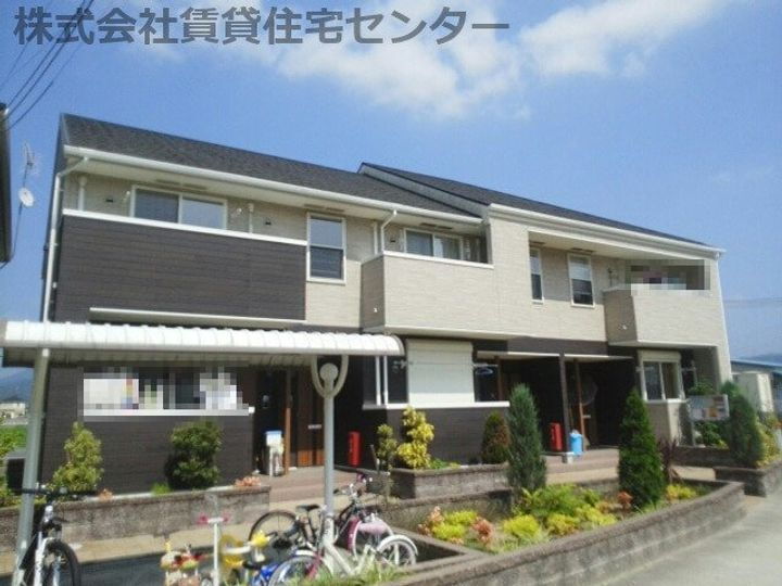 和歌山県紀の川市貴志川町丸栖 2階建 築16年9ヶ月