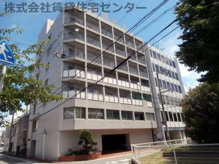 ロジェ汀 7階建