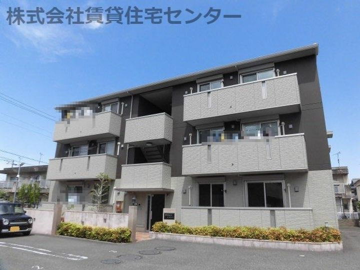 和歌山県和歌山市杭ノ瀬 3階建 築13年5ヶ月