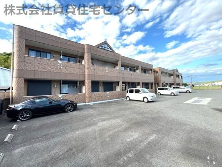 和歌山県海南市岡田 2階建 築14年2ヶ月