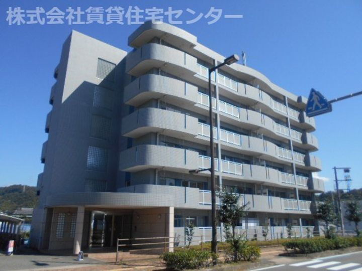 和歌山県和歌山市毛見 6階建 築21年10ヶ月