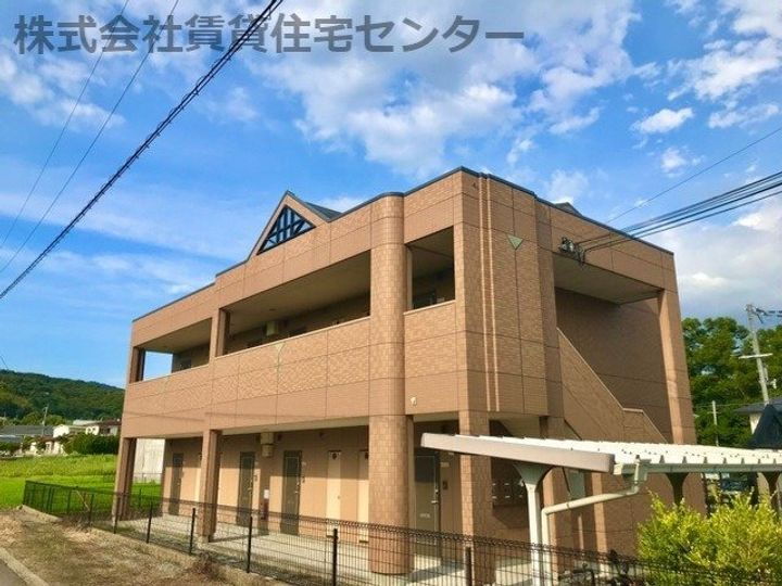 和歌山県和歌山市直川 2階建 築16年5ヶ月