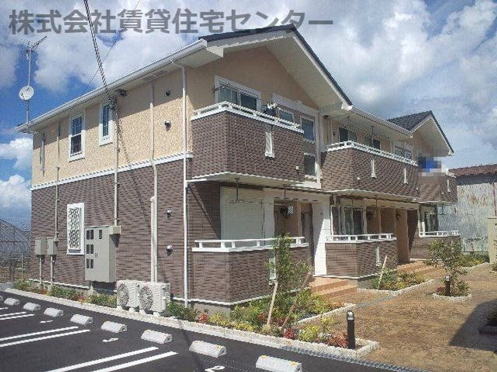 和歌山県和歌山市布引 2階建 築12年1ヶ月