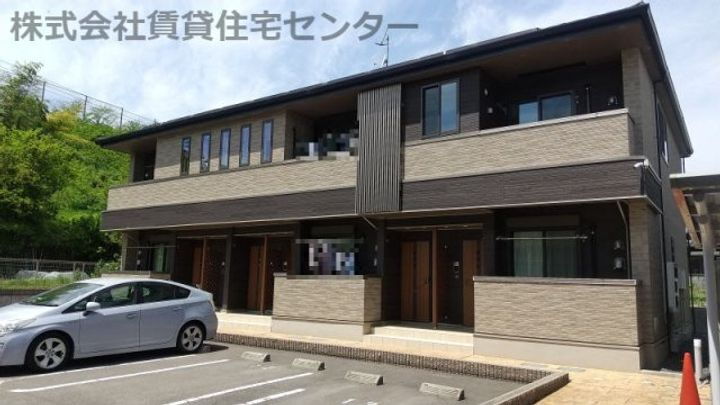 和歌山県橋本市柏原 2階建