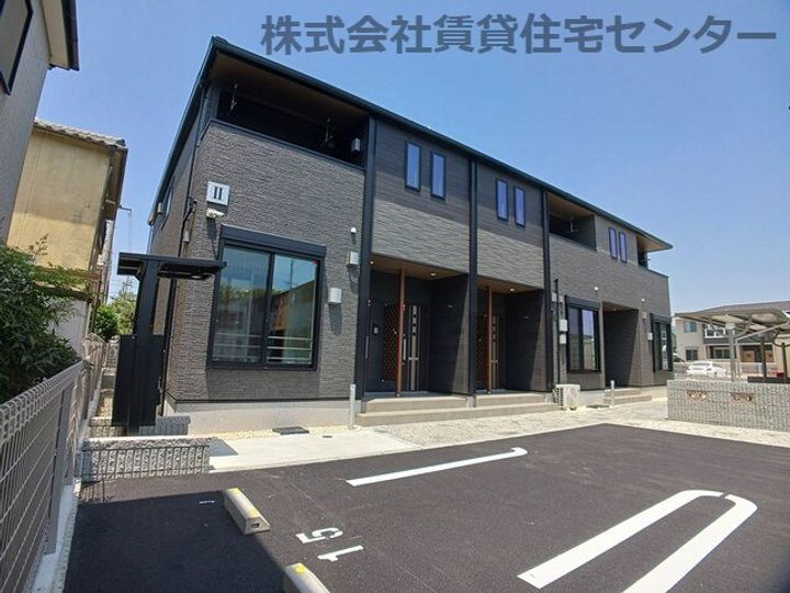 和歌山県和歌山市加納 2階建