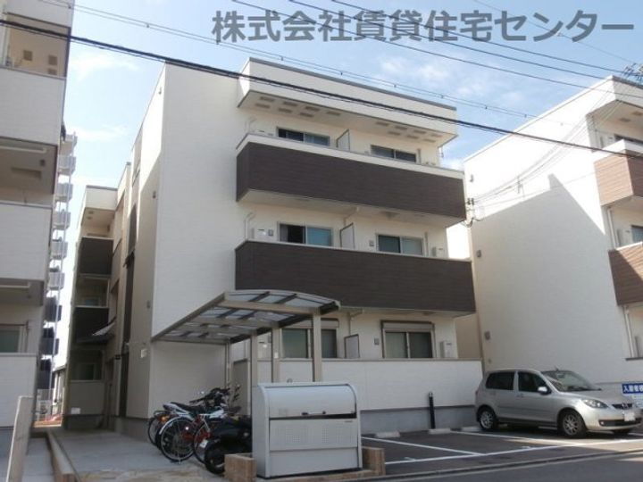 フジパレス黒田Ⅰ番館 3階建