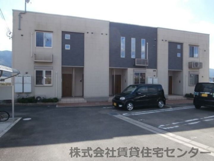 和歌山県伊都郡かつらぎ町大字妙寺 2階建 築14年6ヶ月