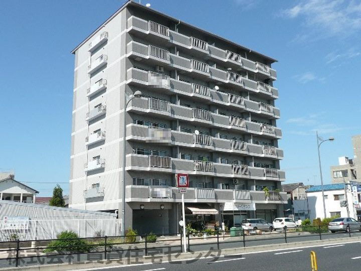和歌山県和歌山市西釘貫丁２丁目 賃貸マンション