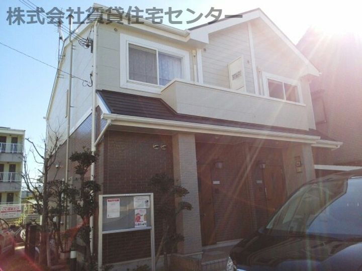 和歌山県和歌山市栄谷 築22年3ヶ月 2階建