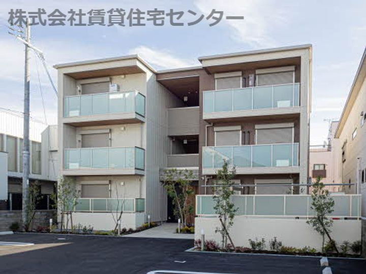 和歌山県和歌山市西紺屋町１丁目 築1年11ヶ月 3階建