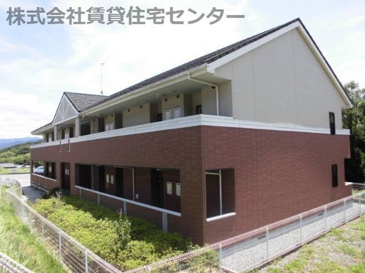 和歌山県橋本市菖蒲谷 2階建 築15年9ヶ月