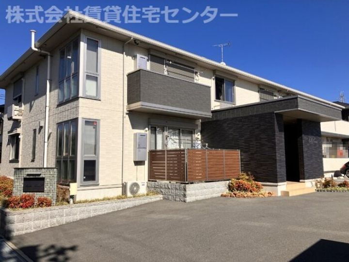 和歌山県和歌山市西浜 築4年2ヶ月 2階建