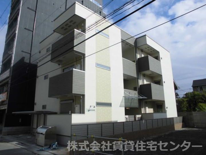 和歌山県和歌山市田中町５丁目 3階建 築6年1ヶ月