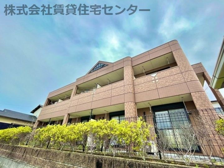 和歌山県和歌山市南出島 築17年11ヶ月 2階建