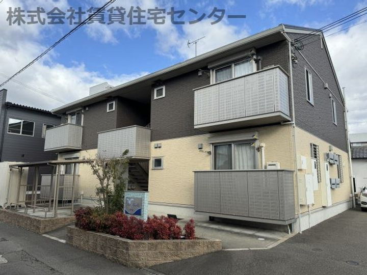 和歌山県和歌山市栗栖 築9年9ヶ月 2階建