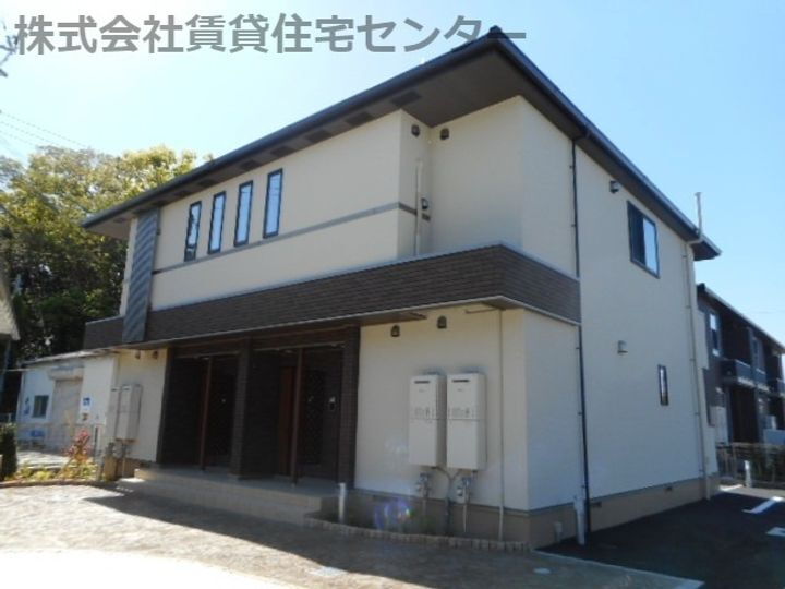 和歌山県和歌山市加納 築6年8ヶ月 2階建