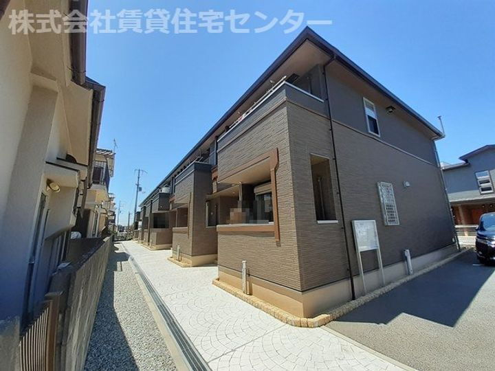 和歌山県和歌山市加納 築6年6ヶ月 2階建