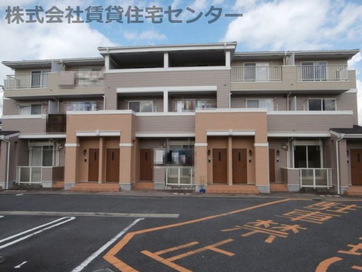 和歌山県橋本市北馬場 3階建 築20年4ヶ月