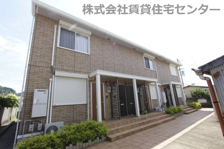 和歌山県和歌山市関戸４丁目 築16年 2階建