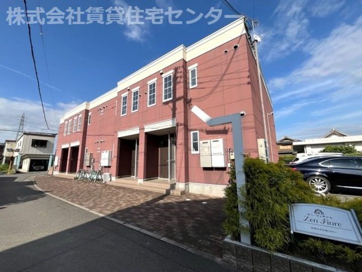 和歌山県和歌山市岩橋 築14年2ヶ月 2階建