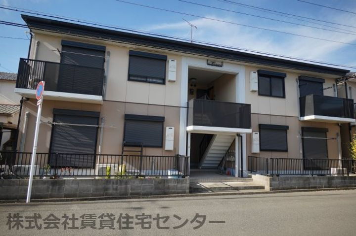 和歌山県和歌山市有本 築27年8ヶ月 2階建