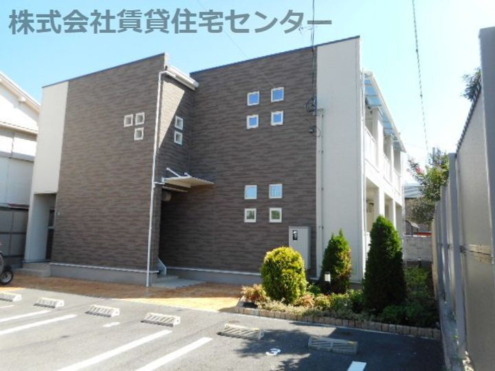 和歌山県和歌山市手平５丁目 築10年 2階建