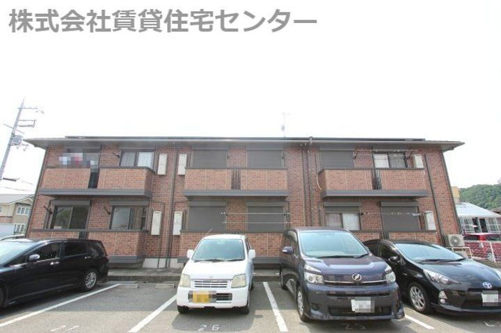 和歌山県和歌山市平井 2階建 築24年4ヶ月