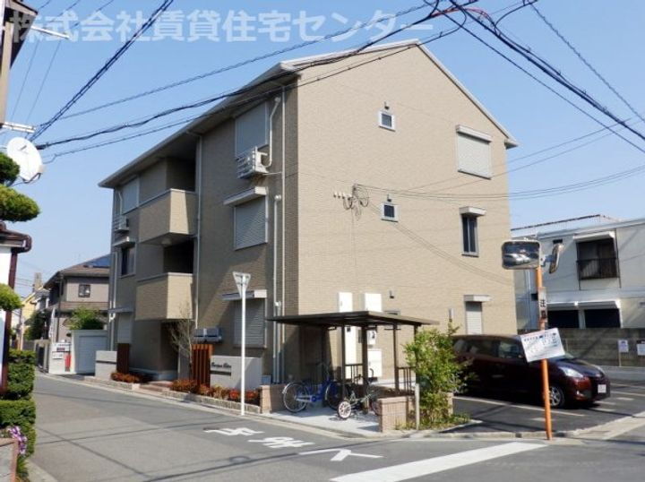 和歌山県和歌山市木広町５丁目 3階建 築11年10ヶ月