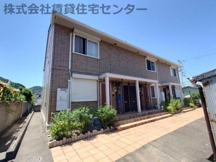 和歌山県和歌山市関戸４丁目 賃貸アパート