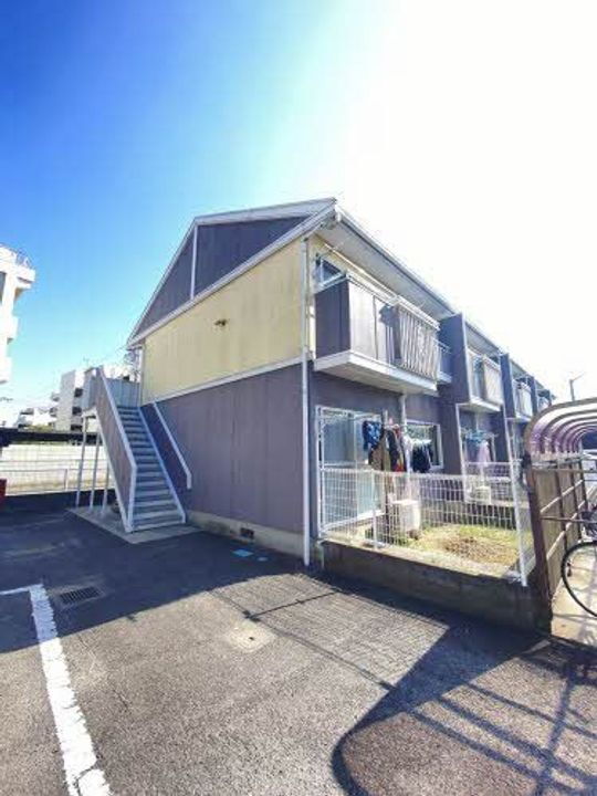 香川県綾歌郡宇多津町沼ノ池 2階建
