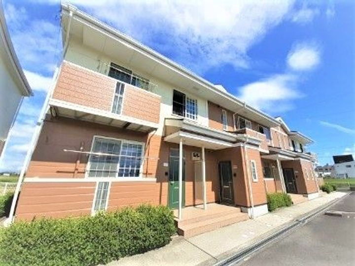 香川県仲多度郡琴平町苗田 2階建 築24年