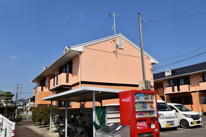 香川県高松市寺井町 2階建 築32年2ヶ月