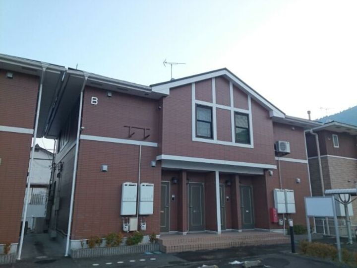 香川県善通寺市大麻町 2階建 築20年4ヶ月