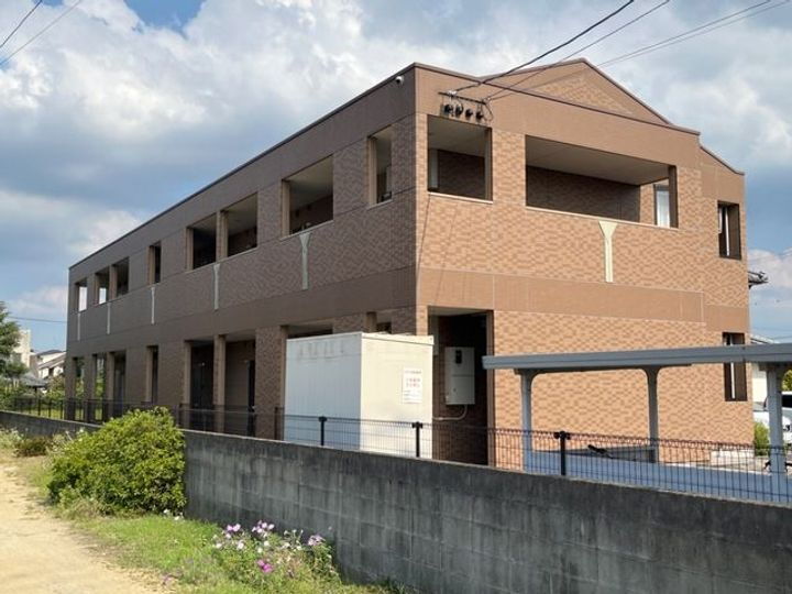 香川県善通寺市下吉田町 2階建 築16年4ヶ月