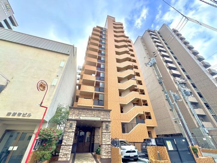 香川県高松市古新町 13階建 築23年10ヶ月
