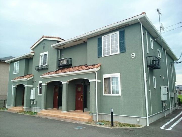 香川県善通寺市中村町 2階建 築16年4ヶ月