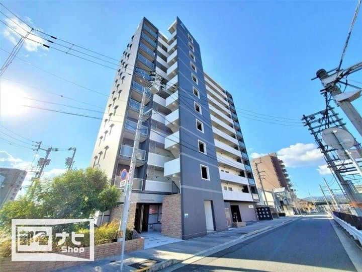 香川県高松市錦町２丁目 11階建