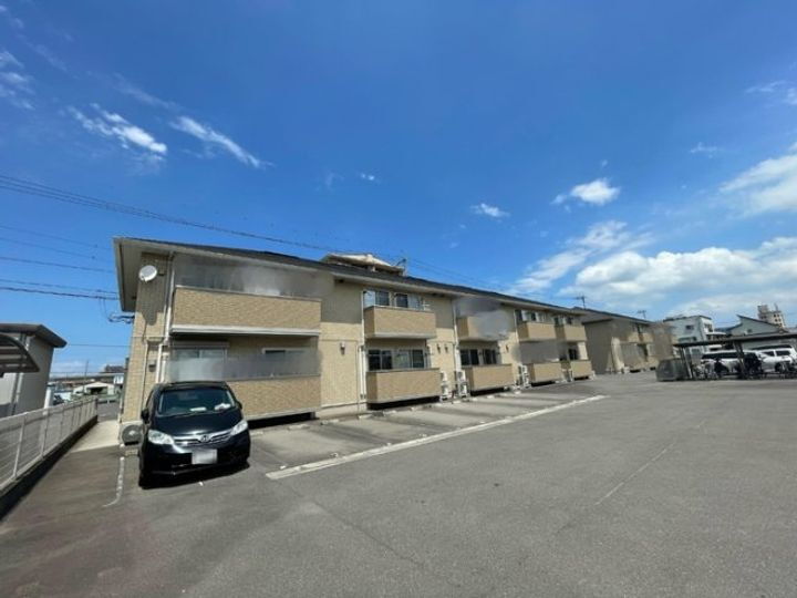 香川県高松市林町 2階建 築14年11ヶ月