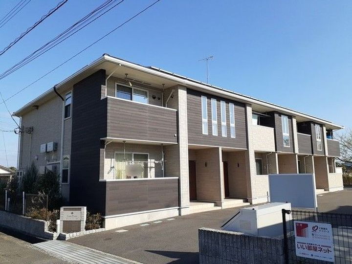 香川県東かがわ市横内 2階建 築12年10ヶ月