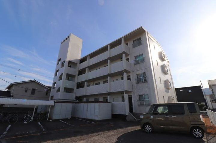 徳島県徳島市南矢三町２丁目 4階建 築37年4ヶ月