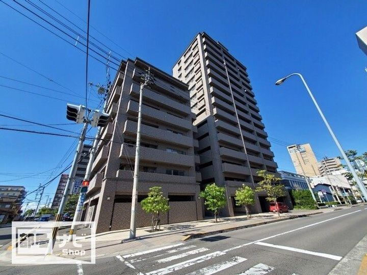 香川県高松市浜ノ町 15階建 築18年9ヶ月