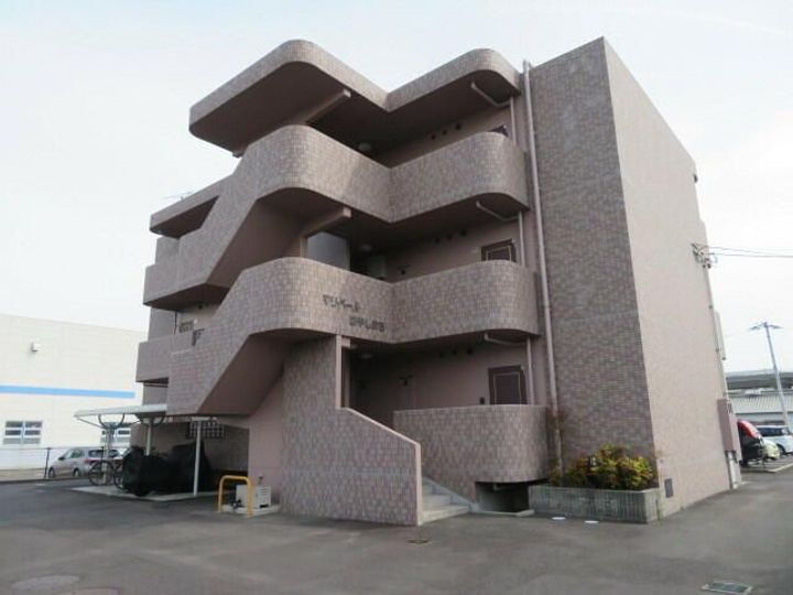 香川県高松市林町 3階建 築19年7ヶ月