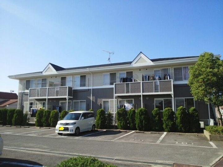 香川県丸亀市今津町 2階建