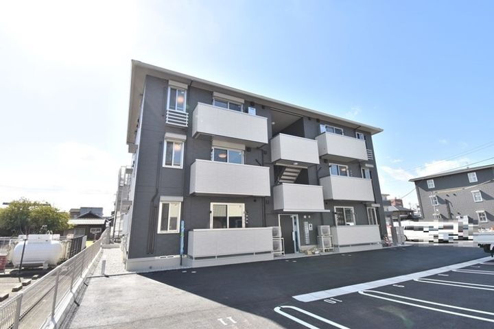 香川県高松市上天神町 3階建 築4年5ヶ月