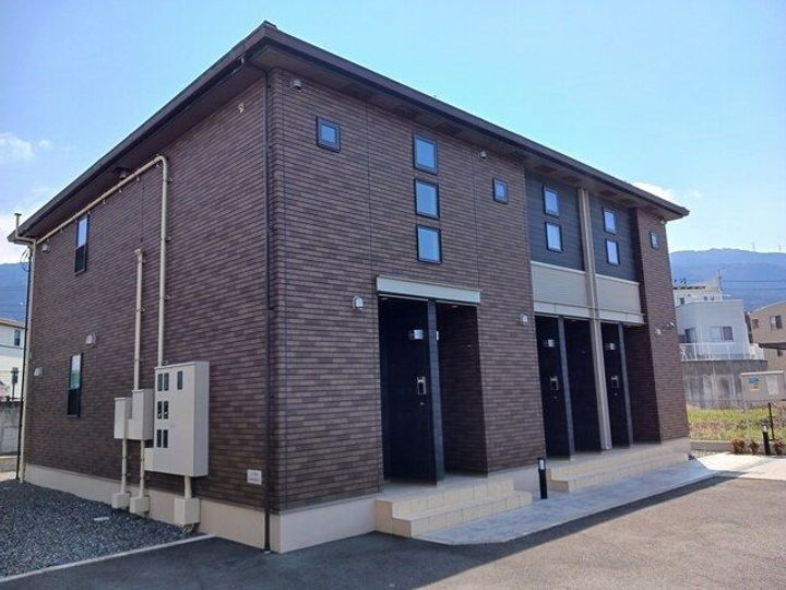 愛媛県四国中央市上柏町 2階建 築5年